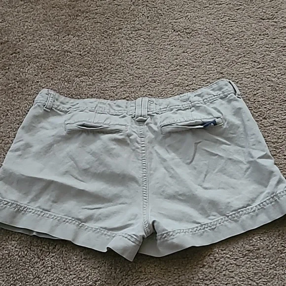 The North Face Women's Khaki Shorts, Size 8 - Picture 7 of 9